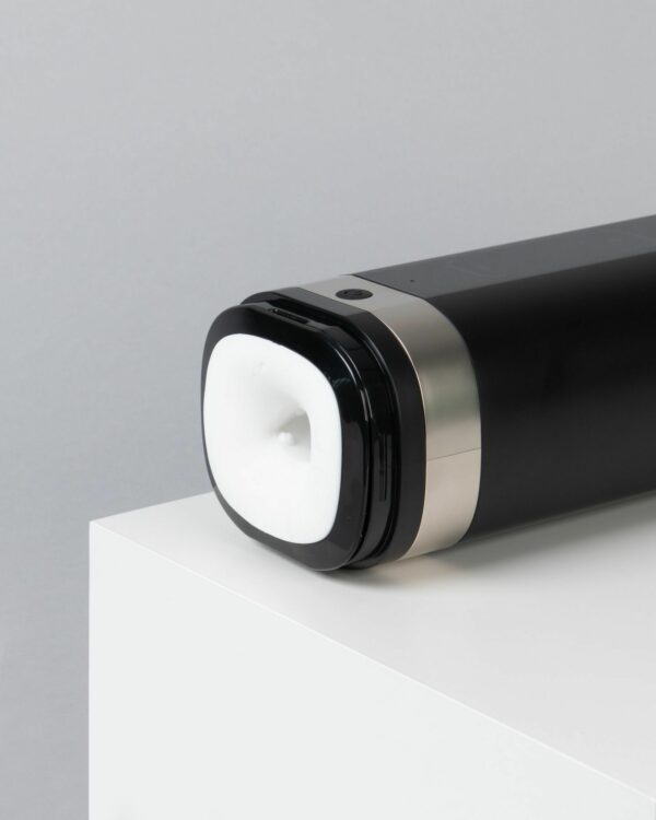 Інтерактивний мастурбатор Kiiroo Onyx 2, 10 стискальних кільця, не треба рухати, теледільдоніка - Зображення 5