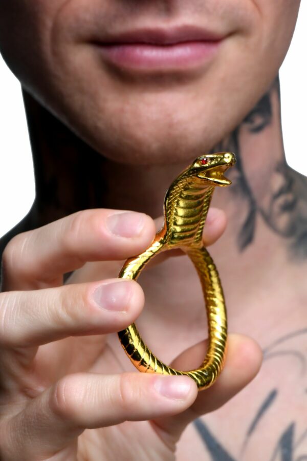 Ерекційне кільце з головою кобри Master Series: Cobra King Golden Cock Ring - Зображення 4