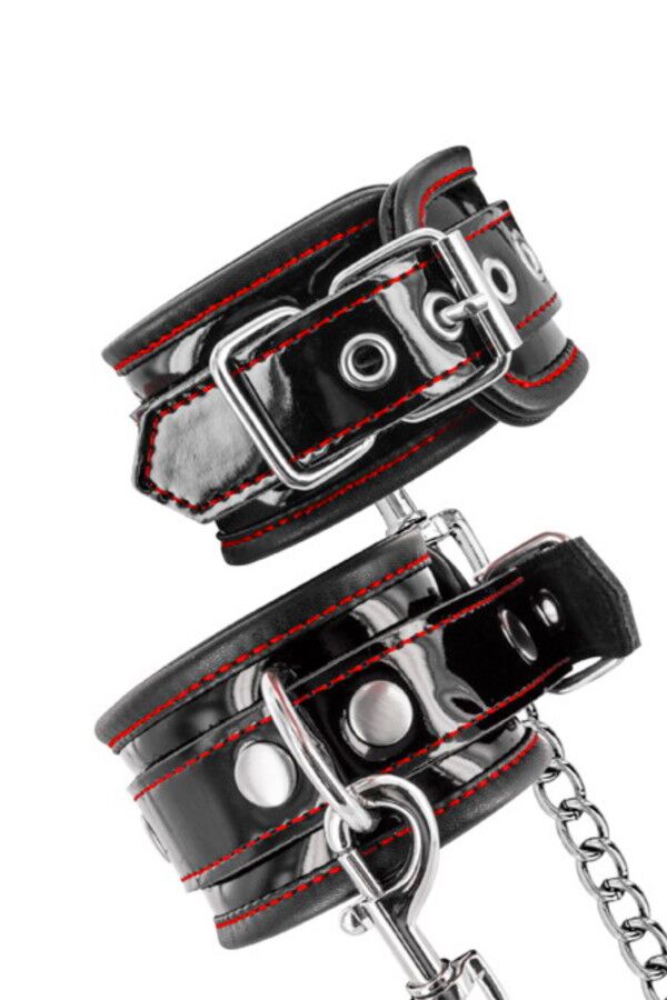 Наручники Fetish Tentation Premium Patent leather handcuffs - Зображення 3