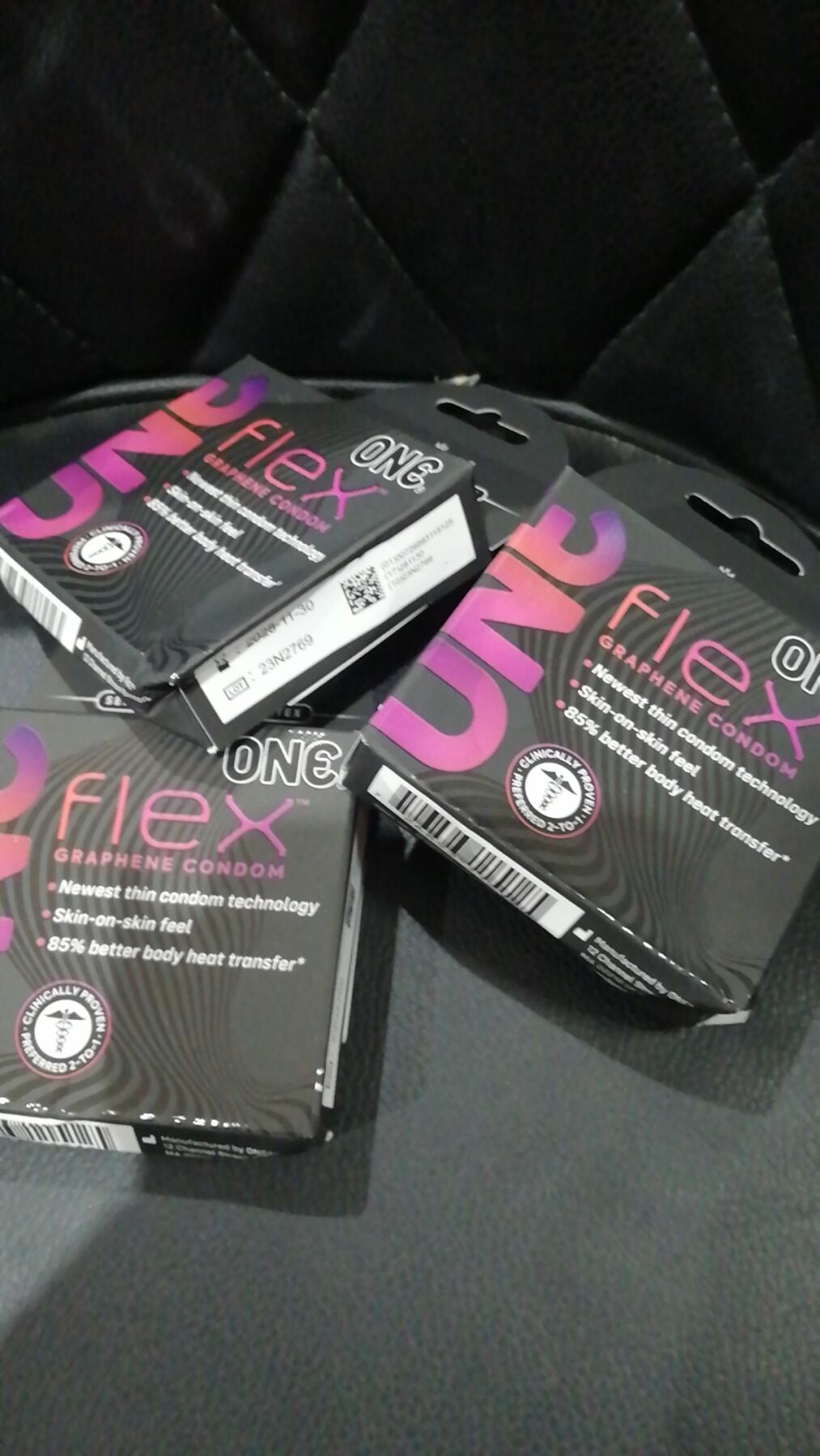 Презервативи ONE Flex Graphene Condom 3 шт, картонна коробка (м'ята упаковка!!!) - Зображення 2