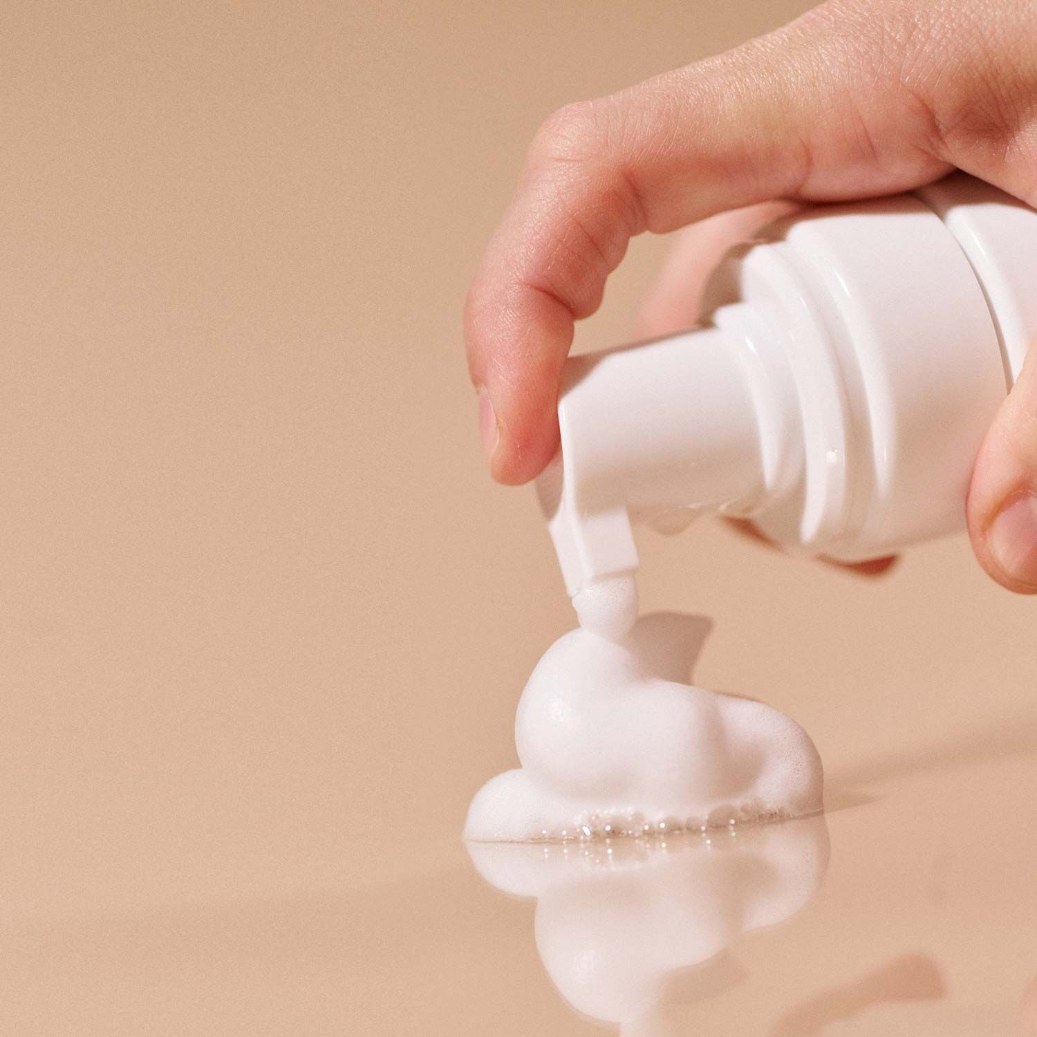 Піна для інтимної гігієни Bijoux Indiscrets Sex Au Naturel Prebiotic Intimate Wash Gentle Foam 150мл - Зображення 7