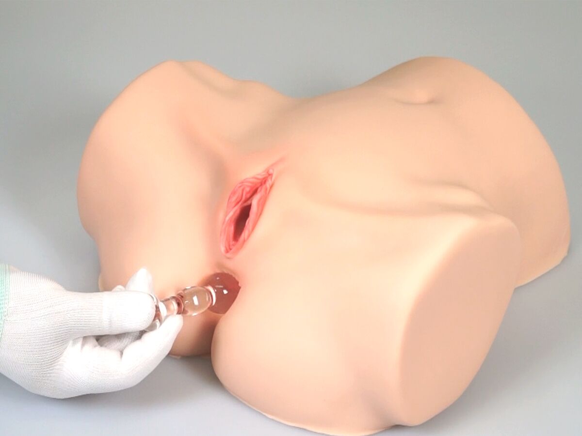 Мастурбатор-півторс Naked Factory LAURA, вагіна + анус, дуже реалістичний, наскрізний - Зображення 14