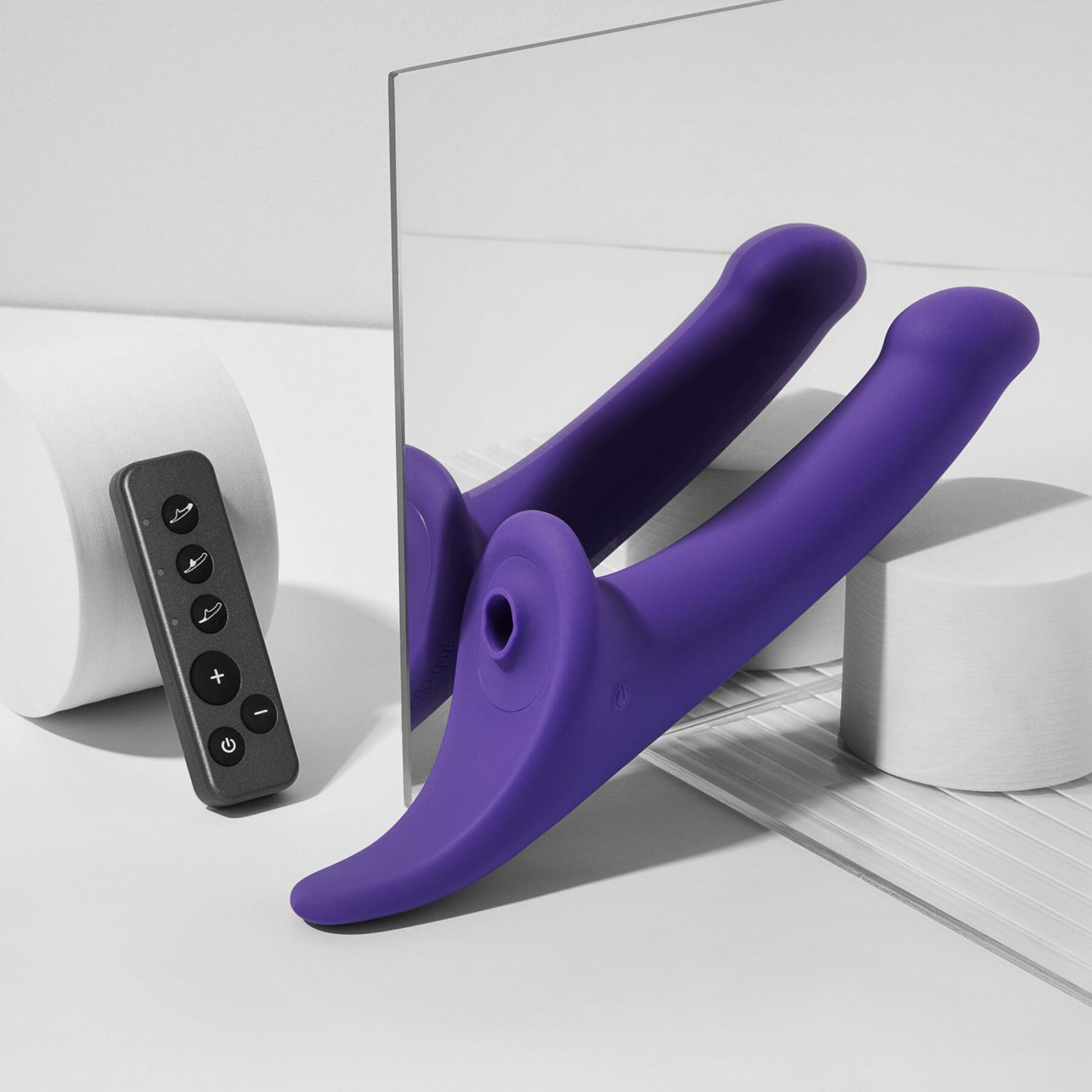 Вібронасадка для страпону з вакуумною стимуляцією Strap-On-Me Multi Orgasm Dildo L Purple - Зображення 2